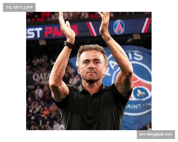 巴黎圣日耳曼赛前最后一练，恩里克试验三中卫体系